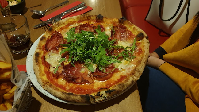 Anyukám Mondta - Vendéglátás