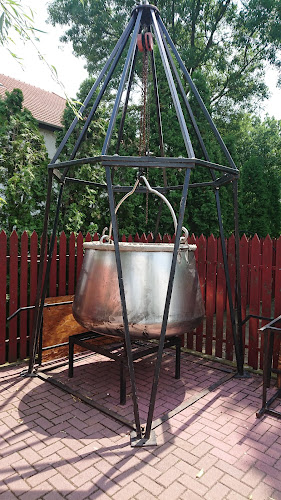 Fehértói Halászcsárda és Szálloda - Vendéglátás