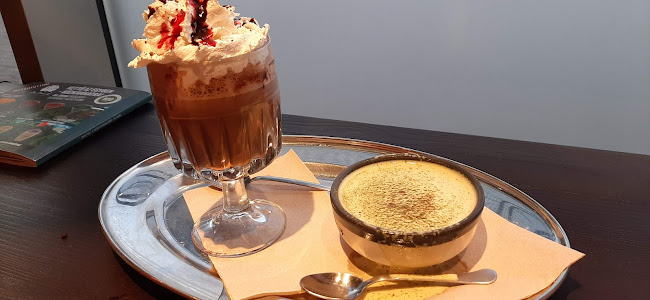 Comentarii opinii despre Cafe Frei Veszprém