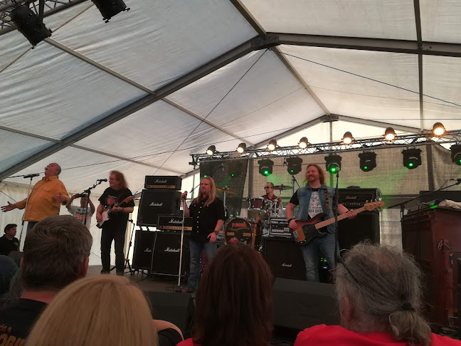 Váradi és Társai Kft.