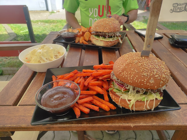 MEEX Bistro (Pizza, Hamburger)