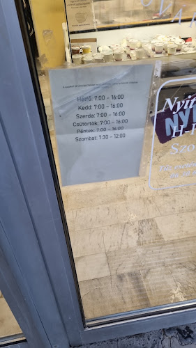 Győr, Bajcsy-Zsilinszky út 43, 9022