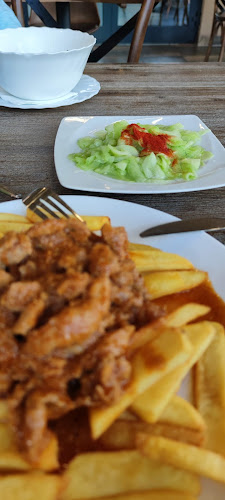 Misi Fakanala Kifőzde - Vendéglátás