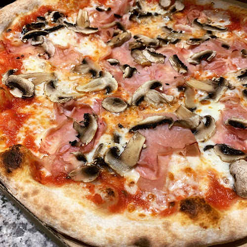 Budapest, Október 6. u. 19, 1051