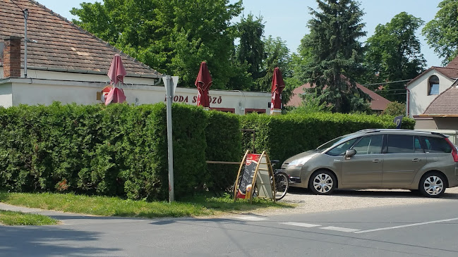 Opinii despre Iroda Söröző în Keszthely - Vendéglátás