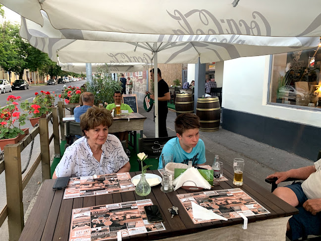 Bor & Bazsalikom Pizzéria, Étterem - Sárospatak