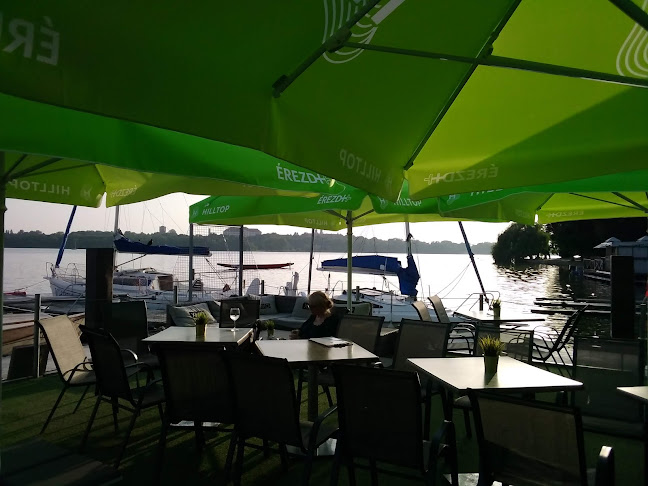 Opinii despre FröccsTerasz în Tata - Vendéglátás