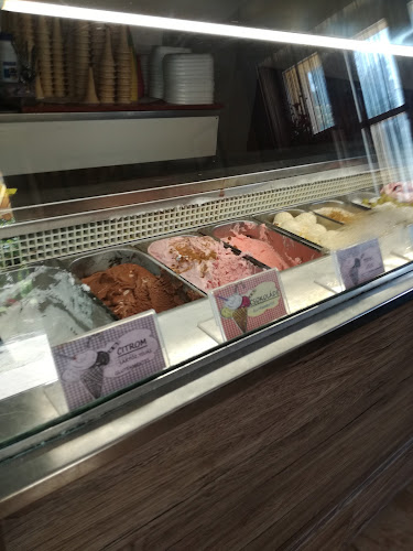 Maya Cukrászda - Vendéglátás