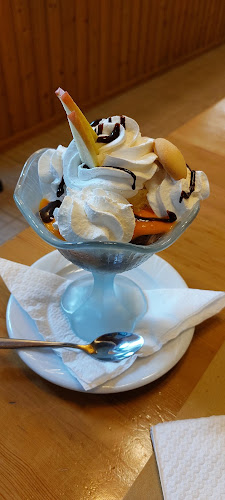 St. Hubertus Panzió & Étterem - Vendéglátás