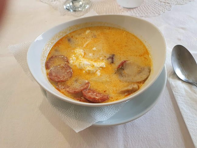 Opinii despre Ferdinánd Bisztró în Kunmadaras - Vendéglátás