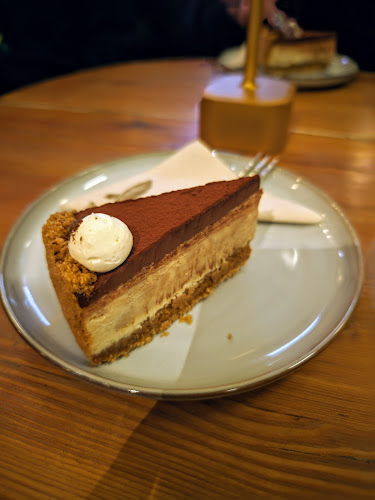 Opinii despre Wellington Coffee & Pie în Debrecen - Vendéglátás