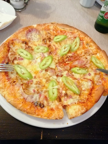 Opinii despre Postakocsi Étterem és Pizzéria în Kiskunhalas - Vendéglátás