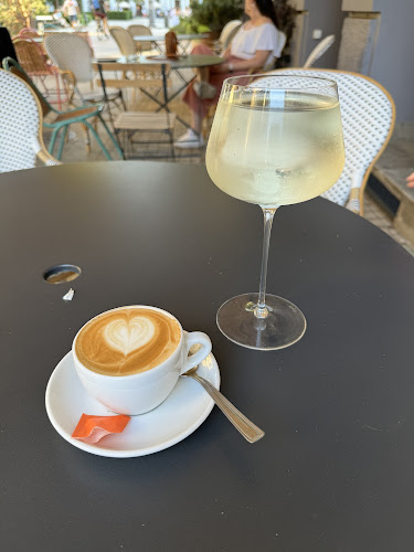 Opinii despre Pizza, Kávé, Világbéke - Debrecen în Debrecen - Vendéglátás