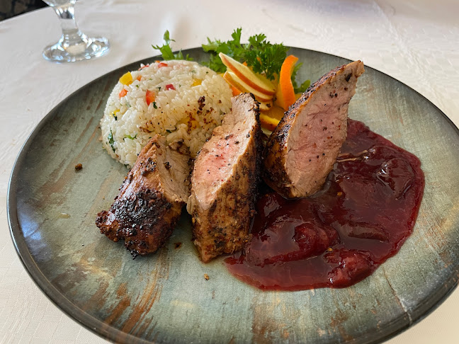 Opinii despre Fóti Kastély Étterem în Fót - Vendéglátás