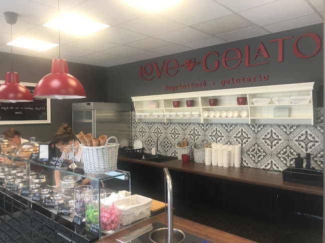 Opinii despre Love and Gelato în Balatonfüred - Vendéglátás