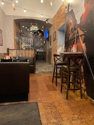 Opinii despre Villanyrendőr Sörbár în Miskolc - Vendéglátás