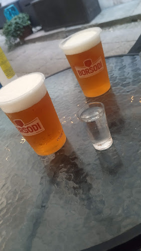 Figaró kert kávézó - Vendéglátás