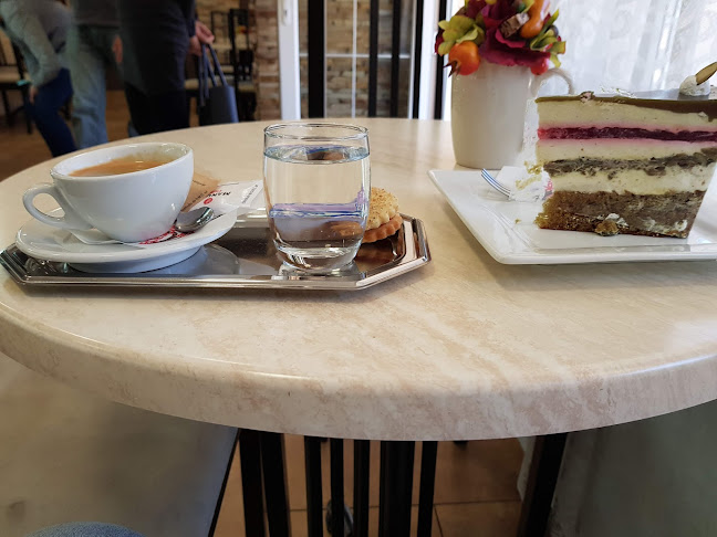 Comentarii opinii despre Nikoletta Cukrászda