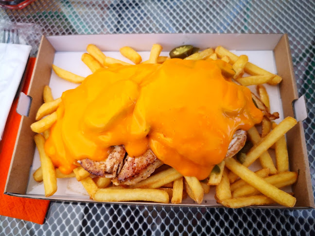 Opinii despre Central Pork în Balatonföldvár - Vendéglátás