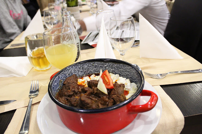 Opinii despre Régi Vigadó Étterem în Debrecen - Vendéglátás