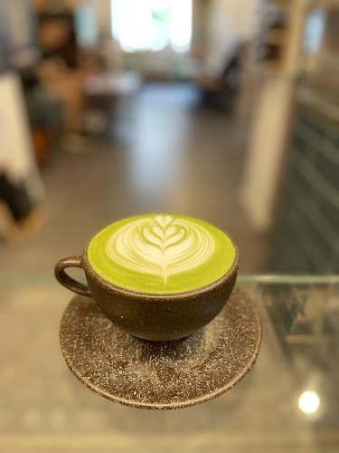 Opinii despre Modam Specialty Coffee & Store în Szombathely - Vendéglátás