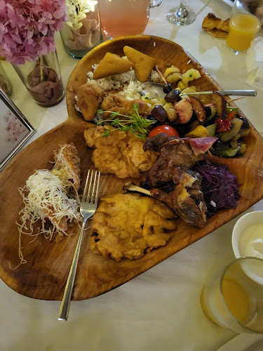 Opinii despre Holdfény Étterem în Veresegyház - Vendéglátás