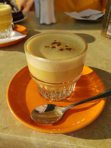 Cafe Frei Eger - Vendéglátás