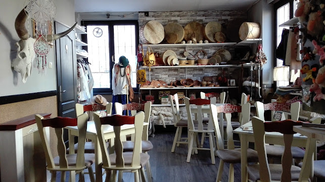 Csacska Macska Csecse-becse