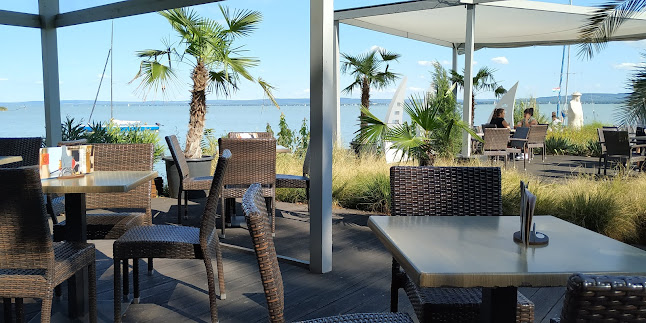 Tat Kávézó Révfülöp - Révfülöp