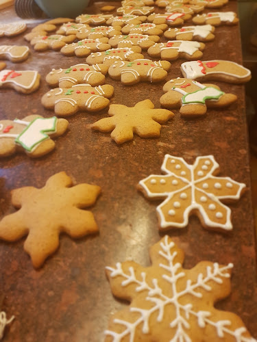 Tücsi-süti cukrászda - Törökbálint