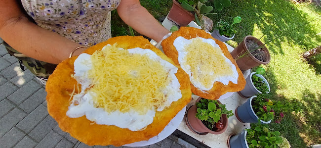 Comentarii opinii despre 401-es Romkocsma és Kemence Kert