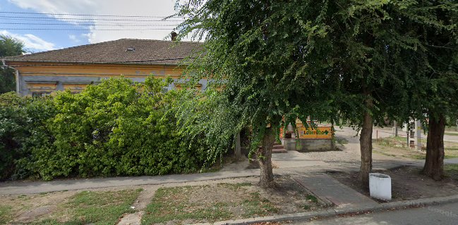 Nemzeti Dohánybolt-kávézó-lottózó Kisújszállás