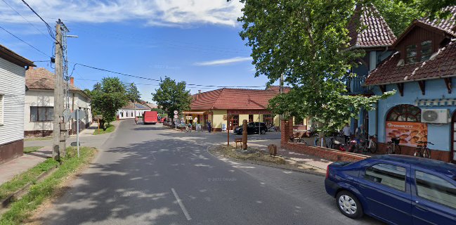 Opinii despre Hodosi Cukrászda - Pizzéria în Kaba - Vendéglátás