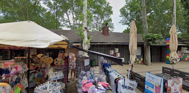 Kockás Streetbar - Cocktails - Cafe - Music