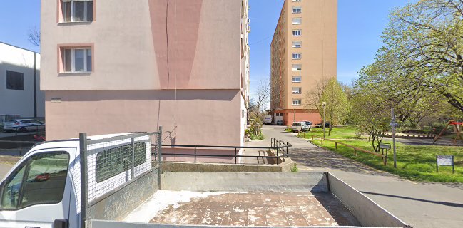 MgKeewan's Burger & Gyros