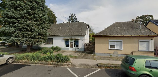 Gyöngyvirág Cukrászda