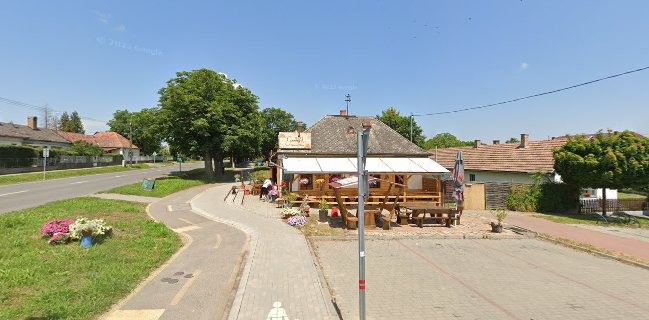 Görbe Tök Falatozó és Kiskocsma