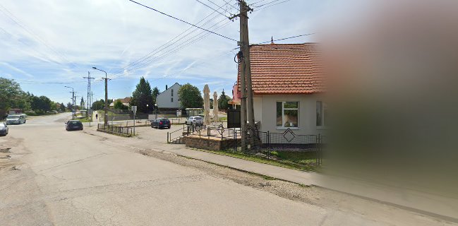 Opinii despre Édes Sziget Cukrászda és kávézó în Bodajk - Vendéglátás