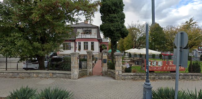 SHENG DE KERT Kínai étterem