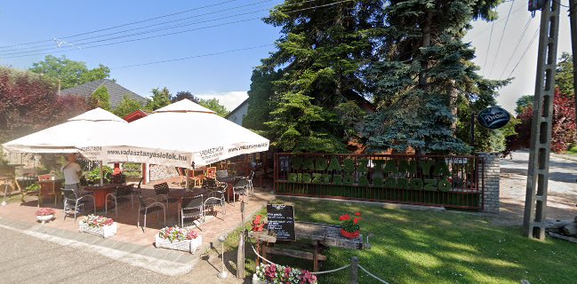 Vadásztanya Bisztró & Borozó, Apartmanok