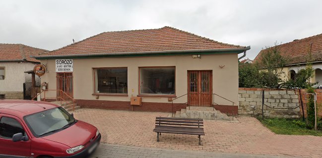 Háromlépcsős Sörkert és Fagyizó