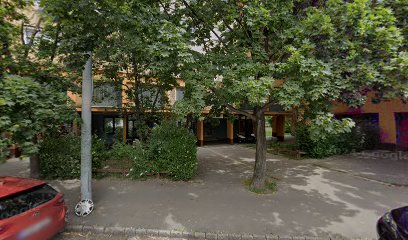 Ladybird Kávézó, hagyományos és mentes cukrászda