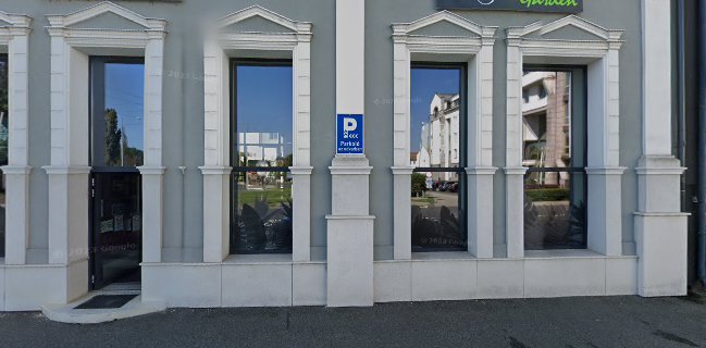 Bistro Garden and Pizzeria