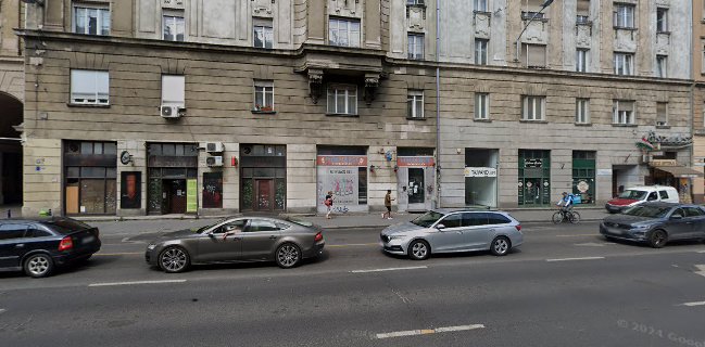 Főbejárat Söröző