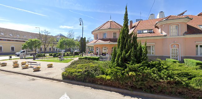 Édes M Cukrászda - Szarvas